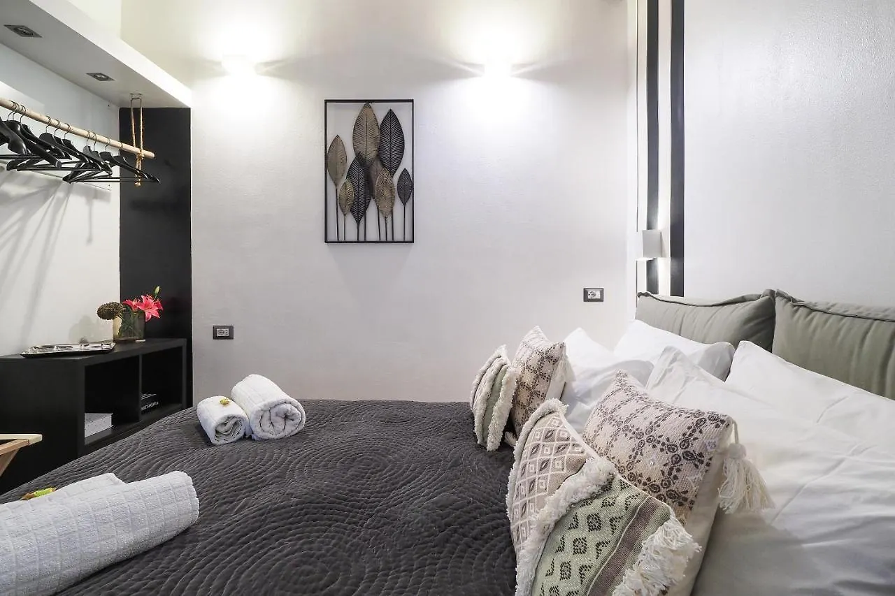 Apartmán Centro Storico, Darsena E Duomo - Corso Genova - Italy Flat Vacation Milán