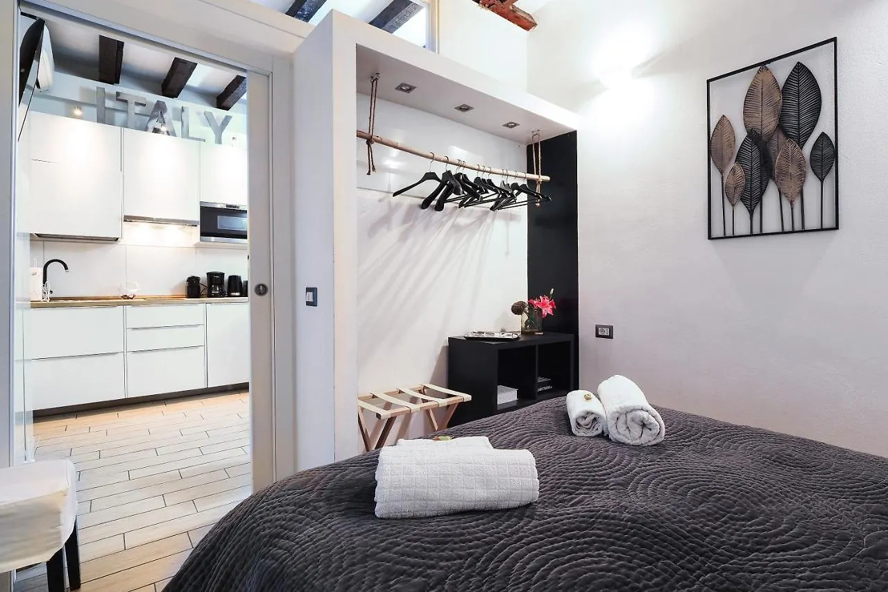 Apartamento Centro Storico, Darsena E Duomo - Corso Genova - Italy Flat Vacation Milán