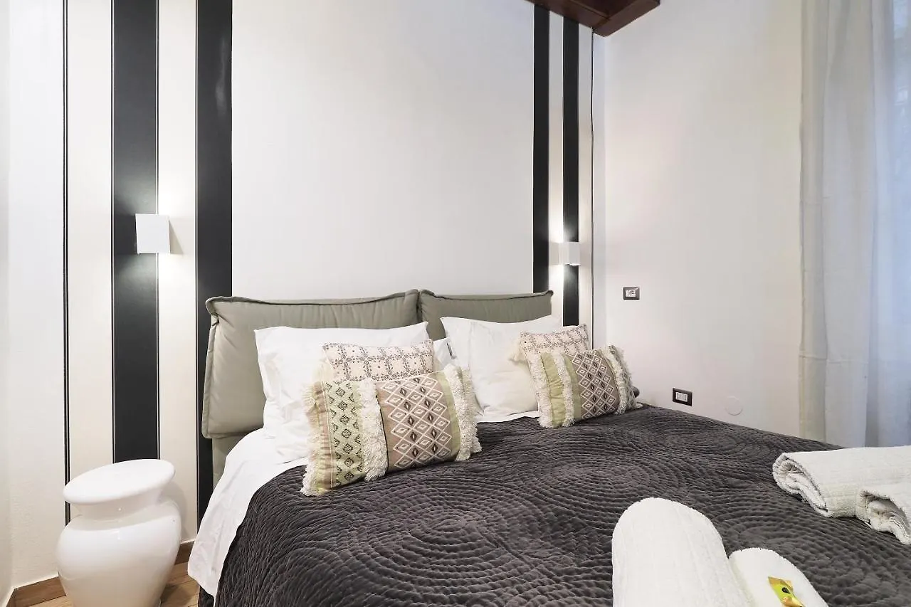 Apartamento Centro Storico, Darsena E Duomo - Corso Genova - Italy Flat Vacation Milán