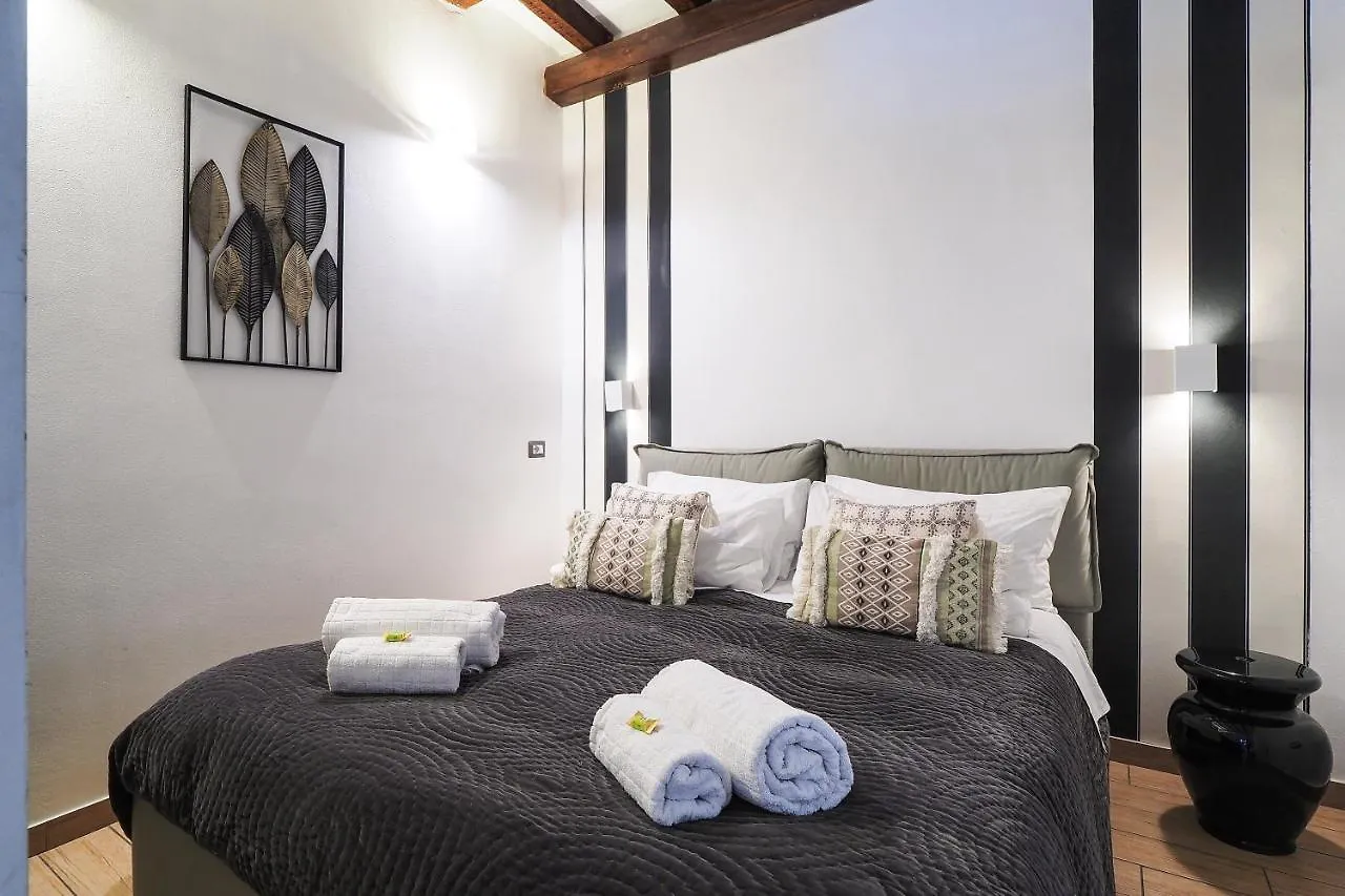 Apartamento Centro Storico, Darsena E Duomo - Corso Genova - Italy Flat Vacation Milán